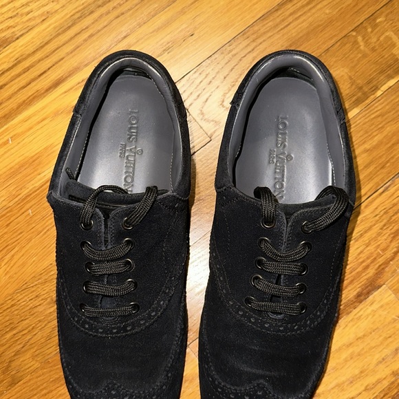 Louis Vuitton - Casual Sneaker Shoe - Men’s Size 7.5 (US) - Dark Navy - Picture 3 of 16